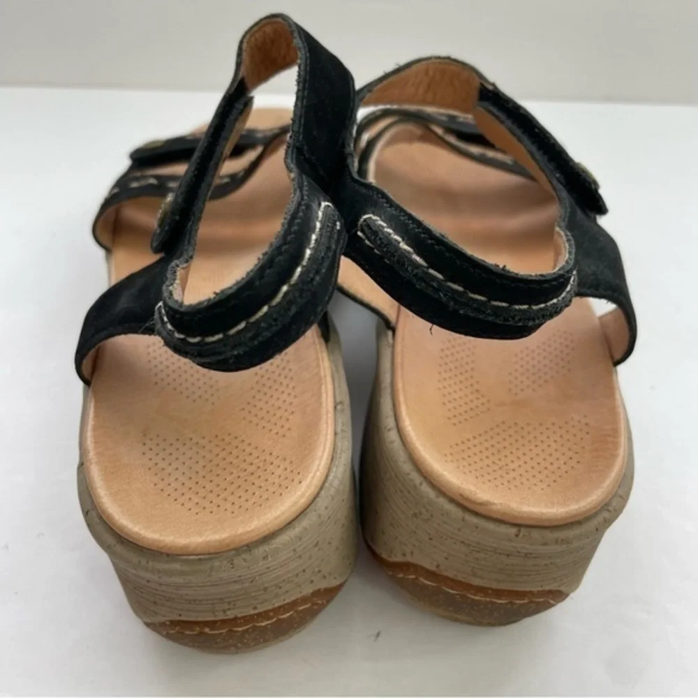 Acorn Black Vista Leather Beaded Wedge‎ Sandals
